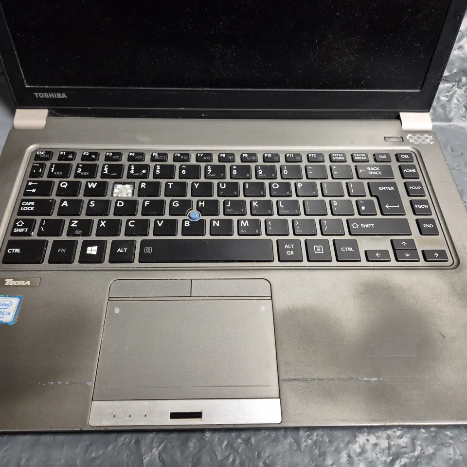 TOSHIBA TECRA Z40-C