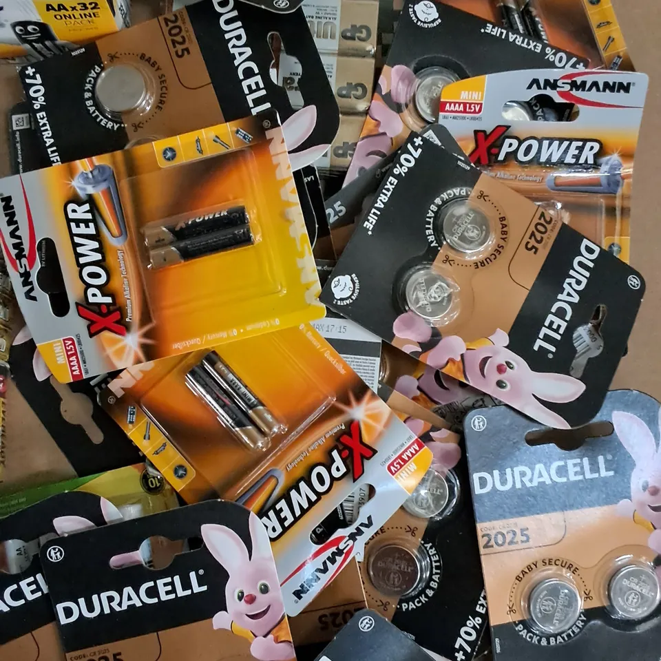 LOT OF ASSORTED BATTERIES TO INCLUDE ENERGIZER, DURACELL AND 100% PEAK