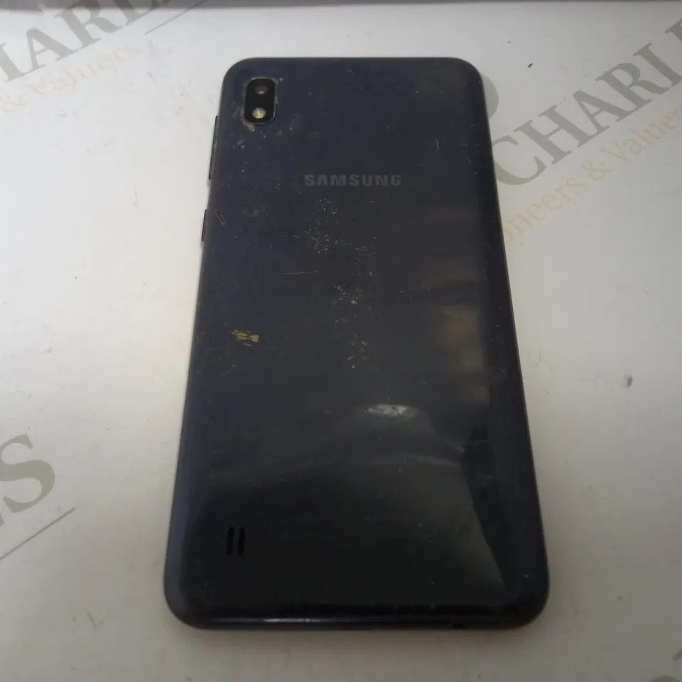 SAMSUNG GALAXY A10