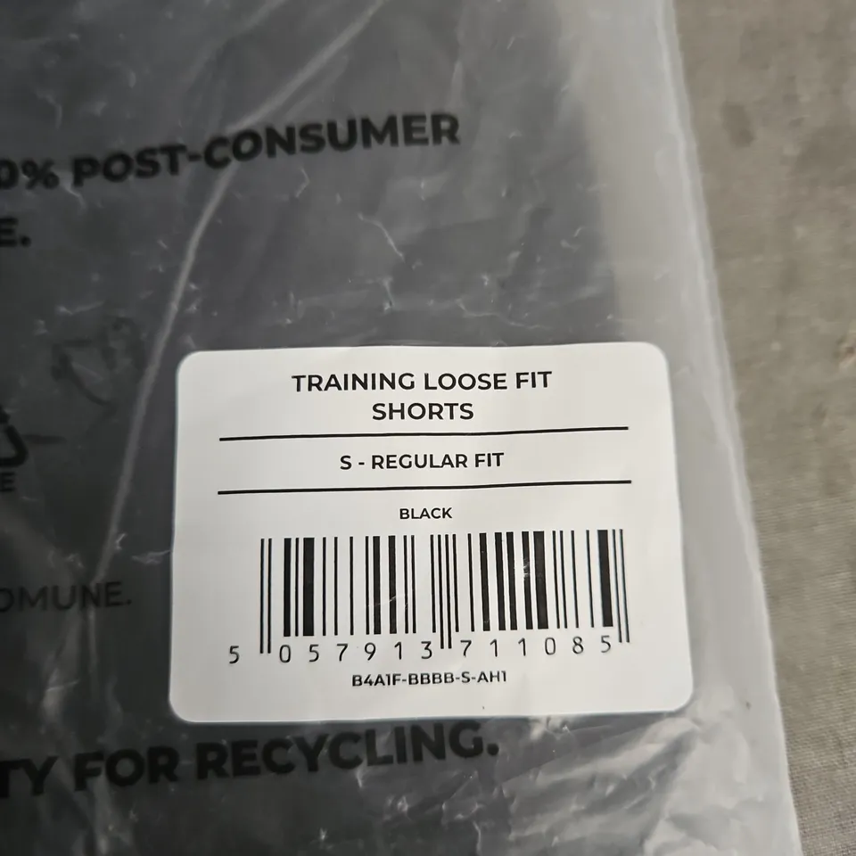 GYMSHARK TRAINING LOOSE FIT SHORTS – BLACK, SIZE S