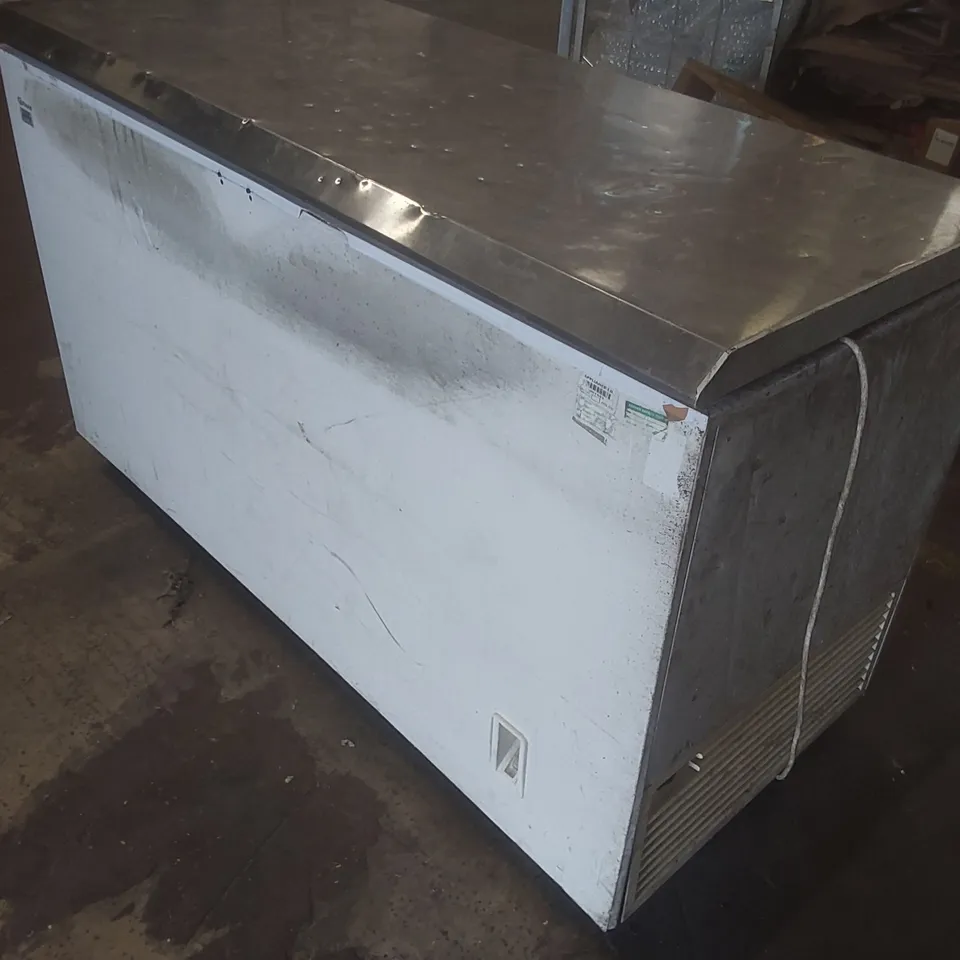 GRAM CF510S COMMERCIAL CHEST FREEZER