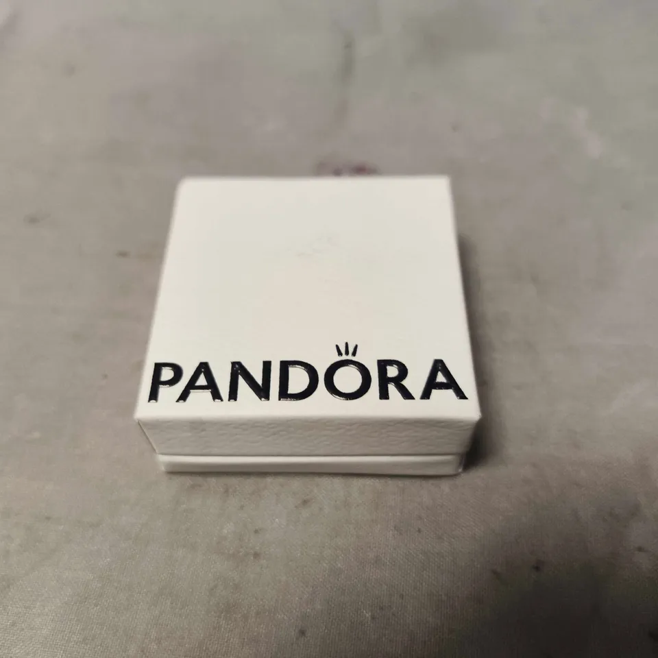 PANDORA RING IN PRESENTATION BOX