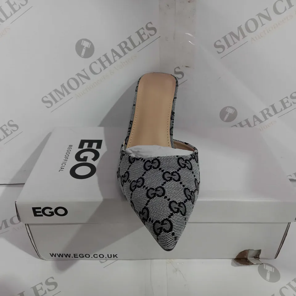 BOXED EGO PILAR 10 HIGH HEELS IN BLACK & GREY - UK 6