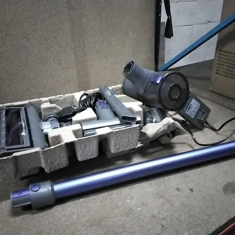 BOXED TOWER VL20 PERFORMANCE PET VACUUM CLEANER