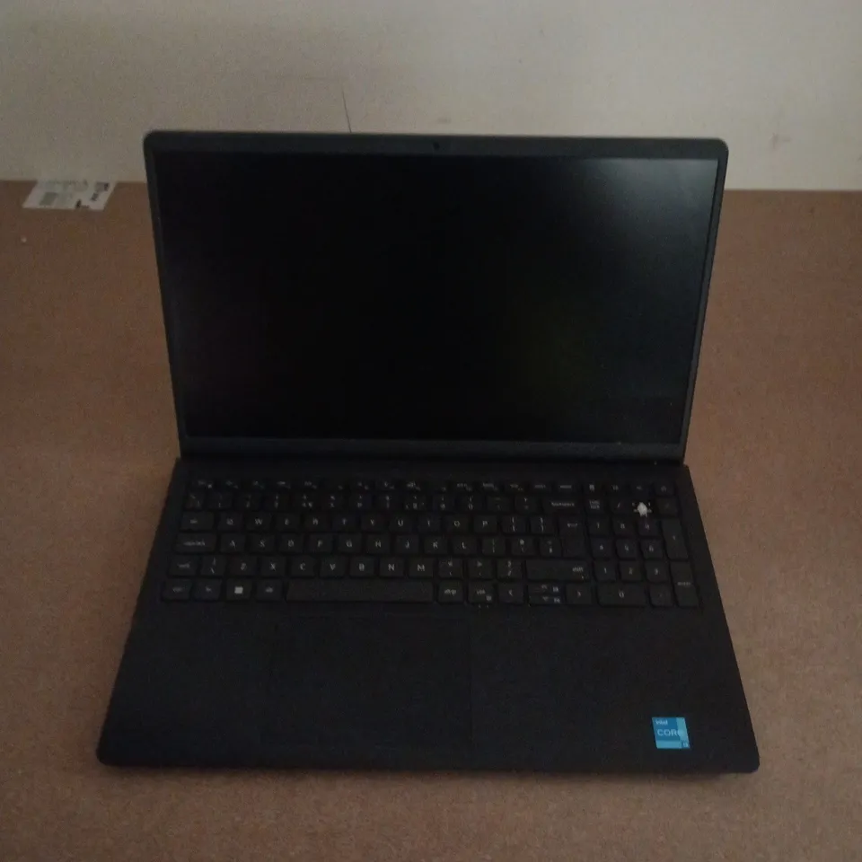 DELL VOSTRO 15 3510