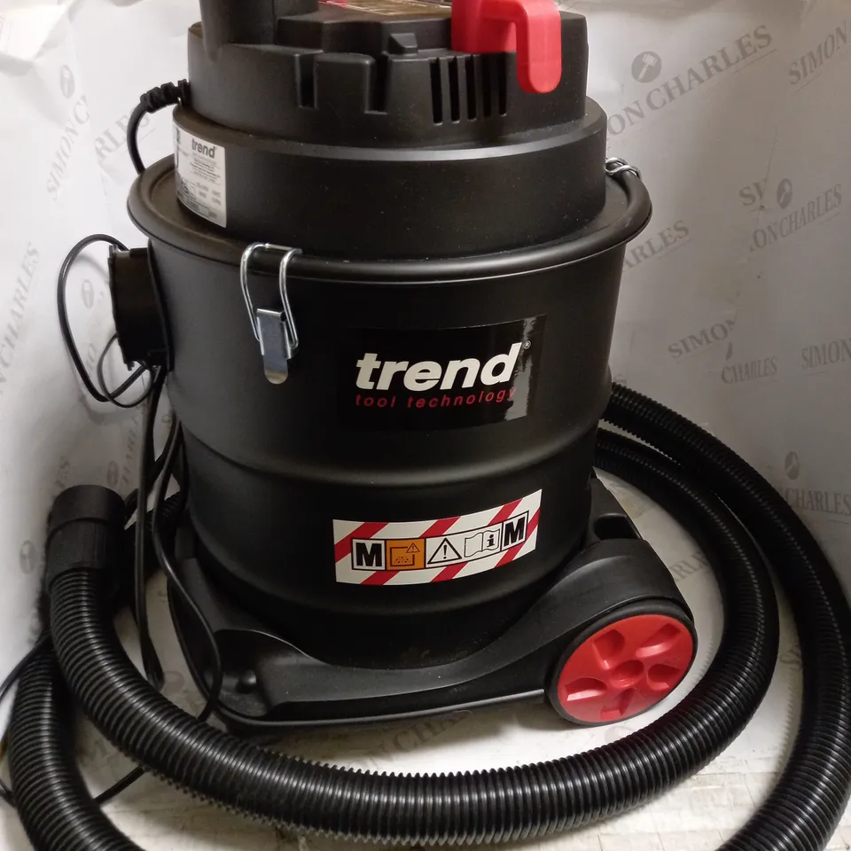 TREND T32 CLASS M VACUUM CLEANER