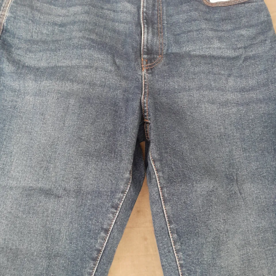 STRETCH MOM HIGH RISE JEANS IN BLUE SIZE 17R