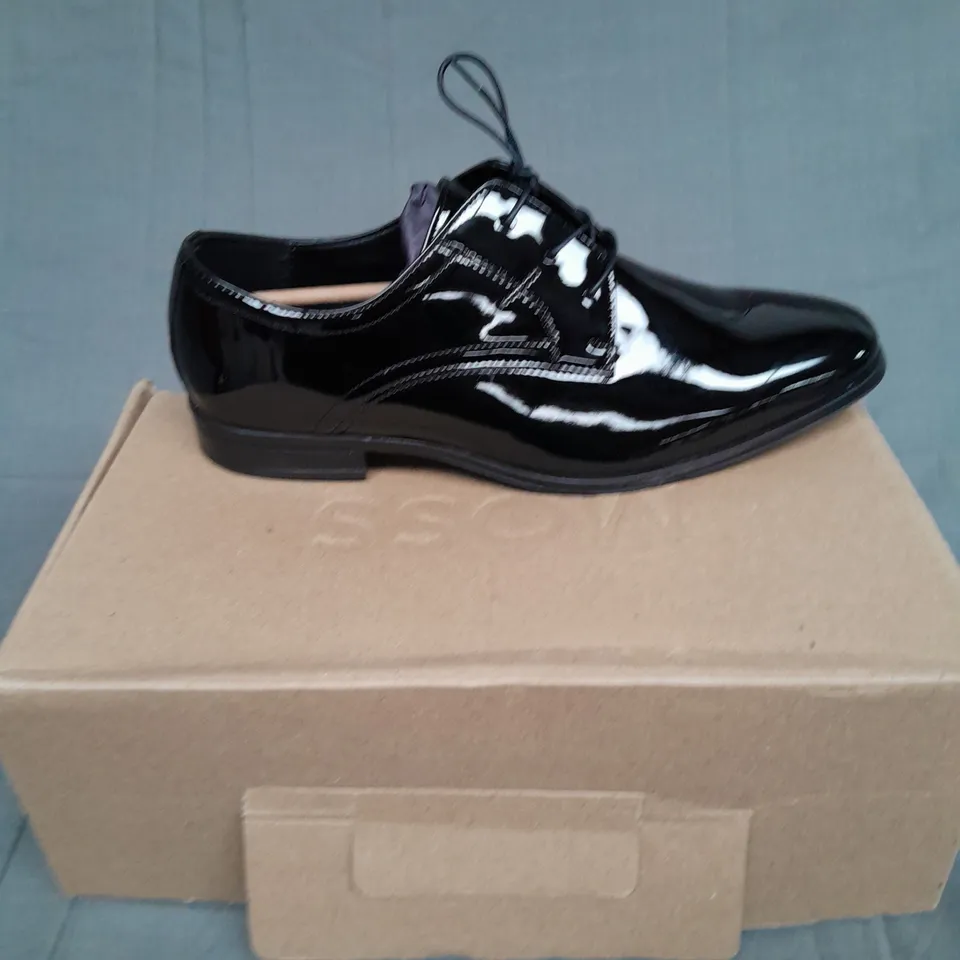 BOXED PAIR OF MOS MAYFAIR BLACK DRESS SHOES SIZE UK 10 