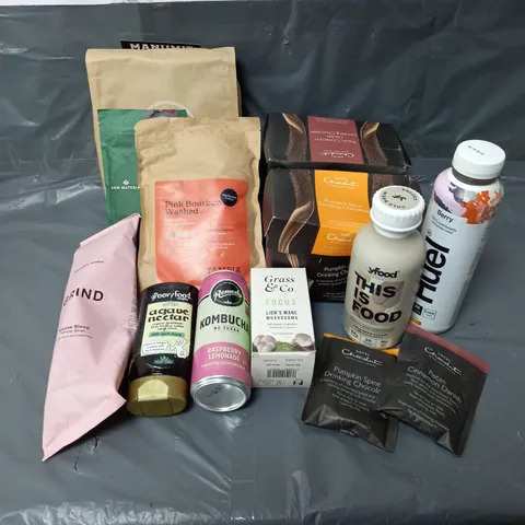 APPROXIMATELY 10 ASSORTED FOOD & DRINK ITEMS TO INCLUDE - THE GROOVY FOOD AGAVE NECTAR - HOTEL CHOCOLATE PUMPKIN SPICE DRINKING CHOCOLATE - GRIND COFFEE BEANS - ETC - COLLECTION ONLY
