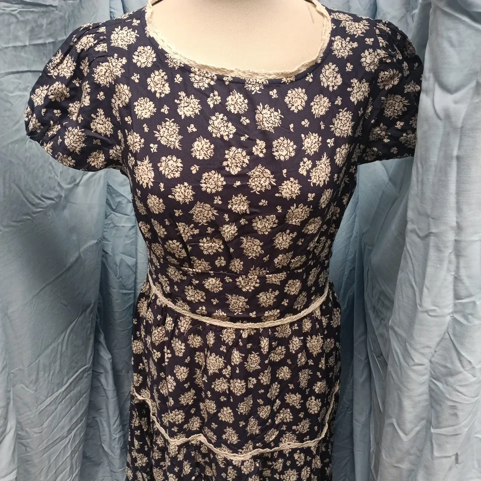NOBODYS CHILD GABRIELLE DITSY DARA MIDI DRESS – NAVY FLORAL, UK 10