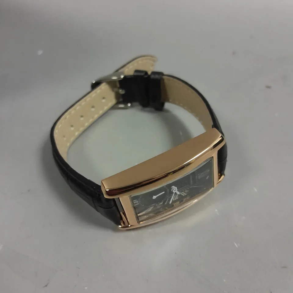 MENS LA BANUS WATCH – GOLD COLOUR CASE – LEATHER STRAP
