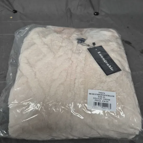 CABLE CUT SHERPA WITH FAUX FUR TRIM ALL-IN-ONE – CREAM, XL