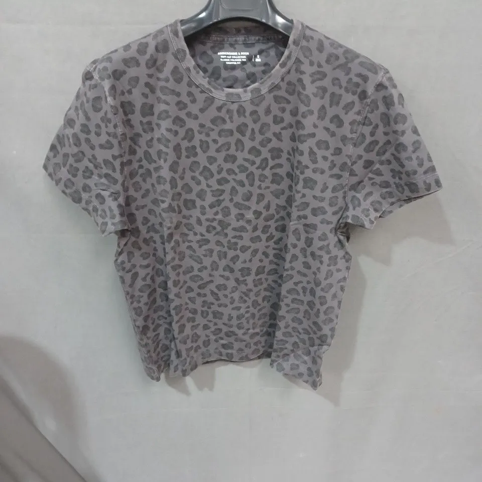 ABERCROMBIE & FITCH LEOPARD PRINT CROPPED TEE – SOFT A&F COLLECTION, SIZE S