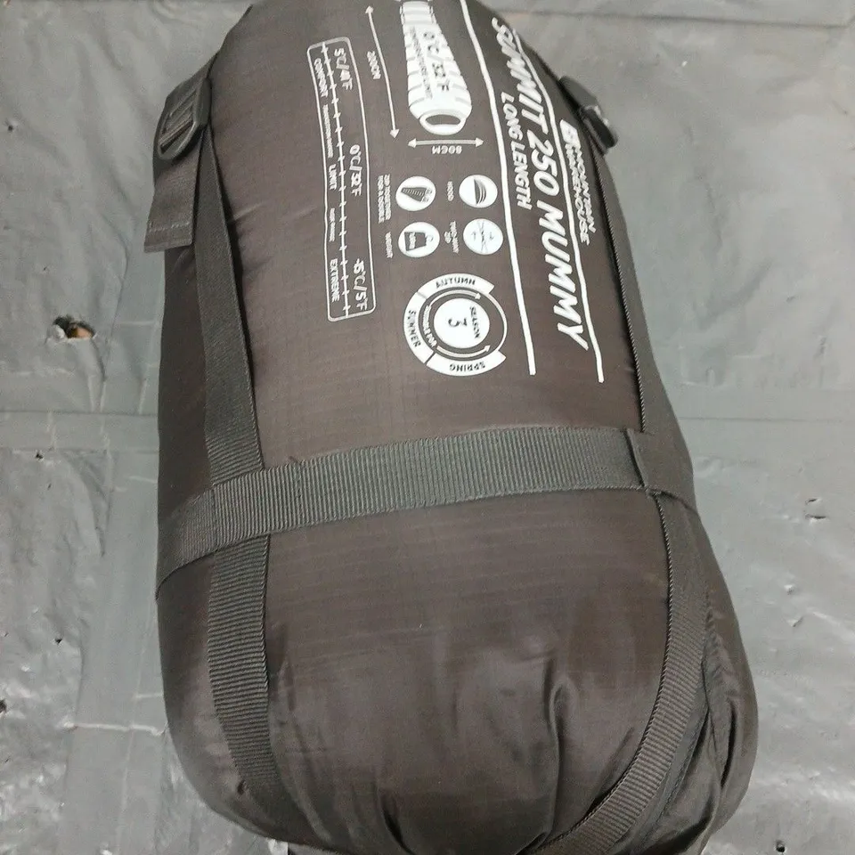 MOUNTAIN WAREHOUSE SUMMIT 250 MUMMY LONG LENGTH SLEEPING BAG