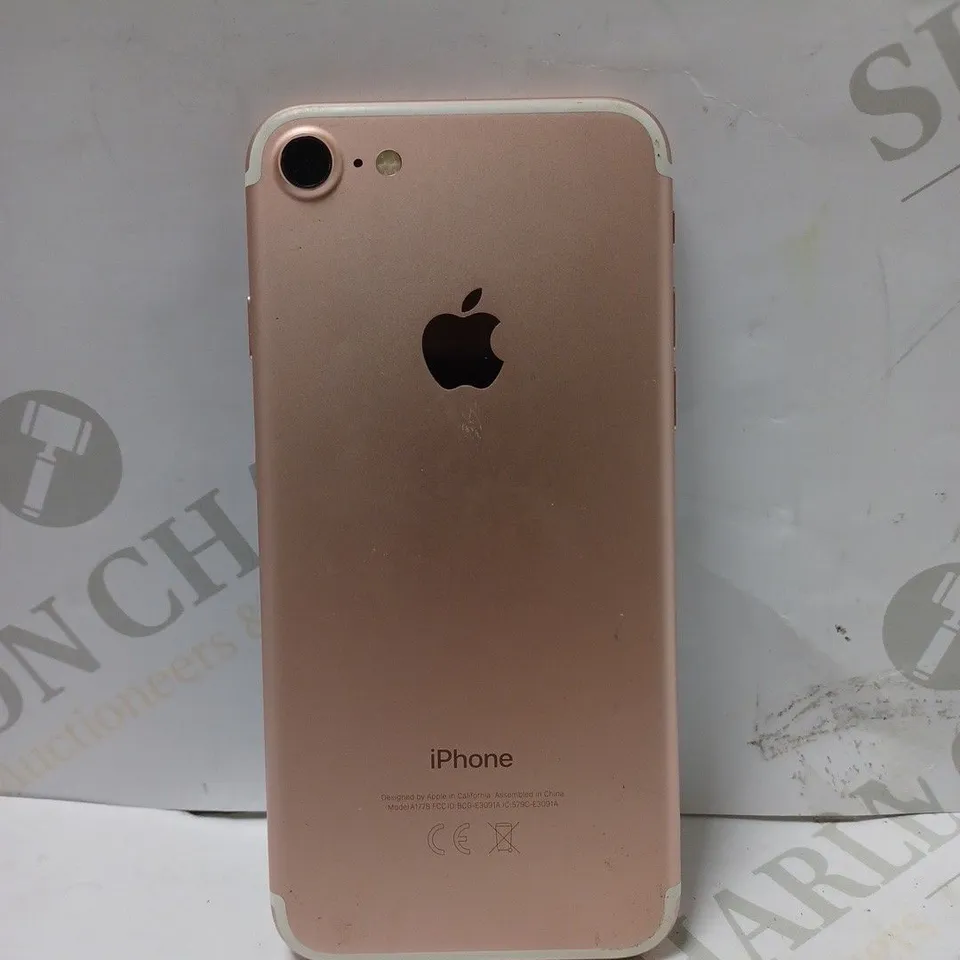 BOXED APPLE IPHONE 7 IN ROSE GOLD