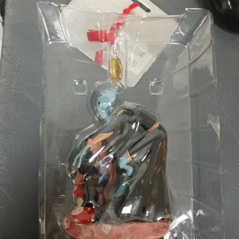 LILO AND STITCH DECORATIVE FIGURINE IN CLEAR PLASTIC CLAMSHELL PACKAGING