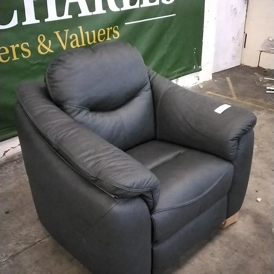 QUALITY BRITISH DESIGNED & MANUFACTURED G PLAN JACKSON ARMCHAIR CAMBRIDGE PETROL BLUE LEATHER