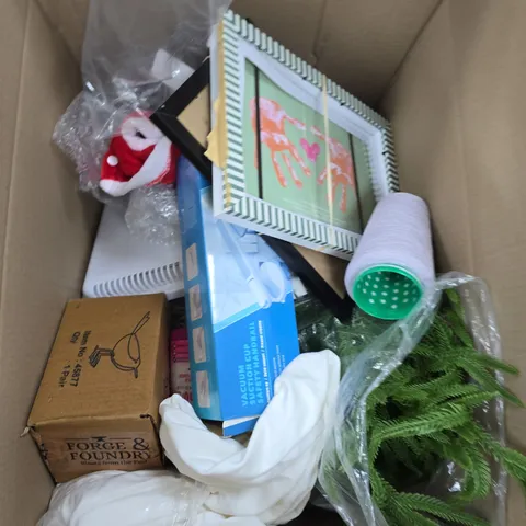 BOX OF APPROXIMATELY 15 ASSORTED HOUSEHOLD ITEMS TO INCLUDE PICTURE FRAMES, AFTIFICIAL PLANT AND OXY POWDER