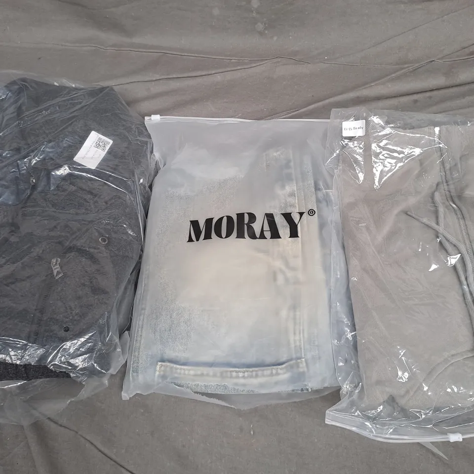 BOX OF APROX 20 ASSORTED  CLOTHING AND ACCESSORIES IN MULTIPLE COLOURS AND SIZES - COLLECTION ONLY 