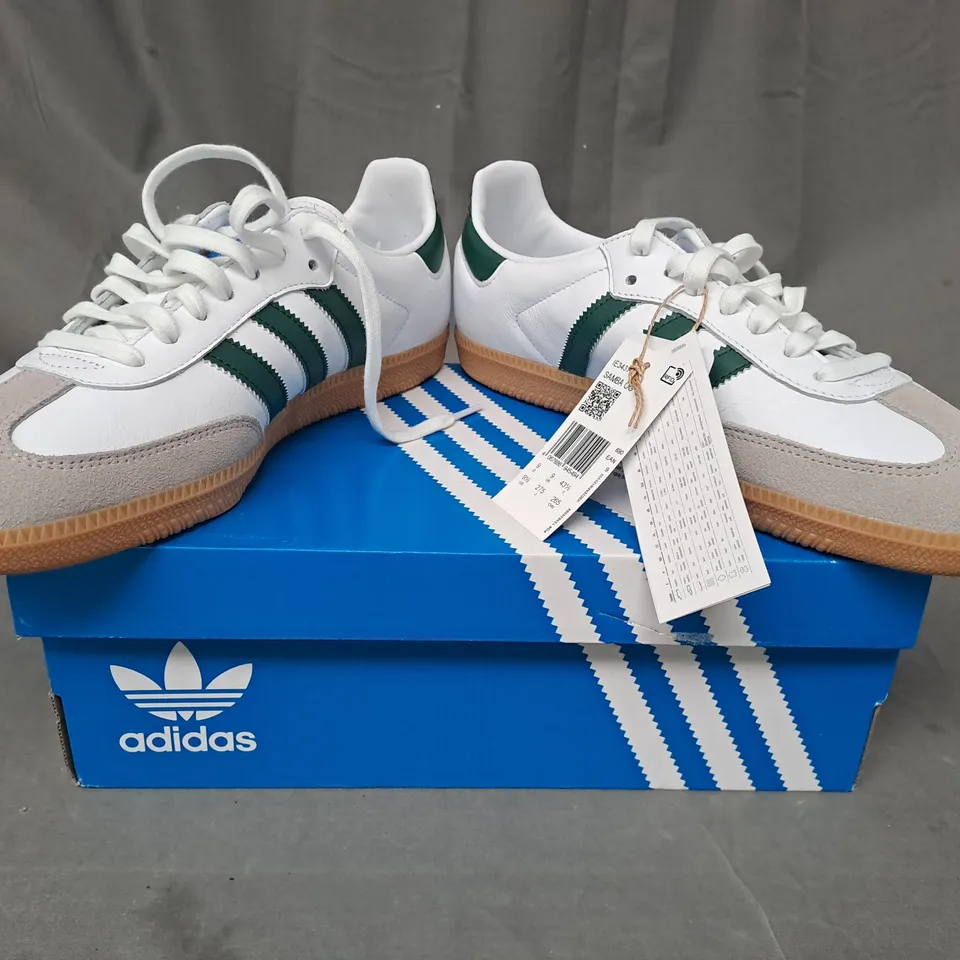 BOXED PAIR OF ADIDAS SAMBA OG SHOES IN WHITE/GREEN UK SIZE 9