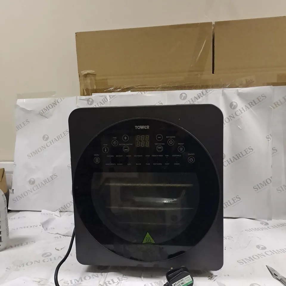 BOXED TOWER 5 IN 1 DIGITAL AIR FRYER 