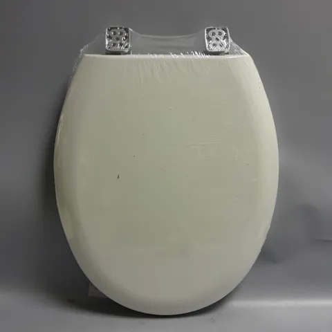 BOXED BEMIS AMERICAN INNOVA MOULDED WOOD TOILET SEAT 