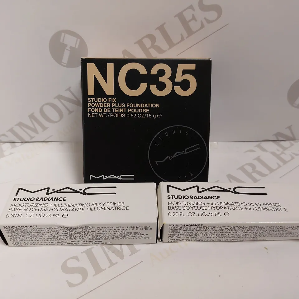 BOX OF 3 M.A.C ITEMS TO INCLUDE SILKY PRIMER AND POWDER PLUS FOUNDATION