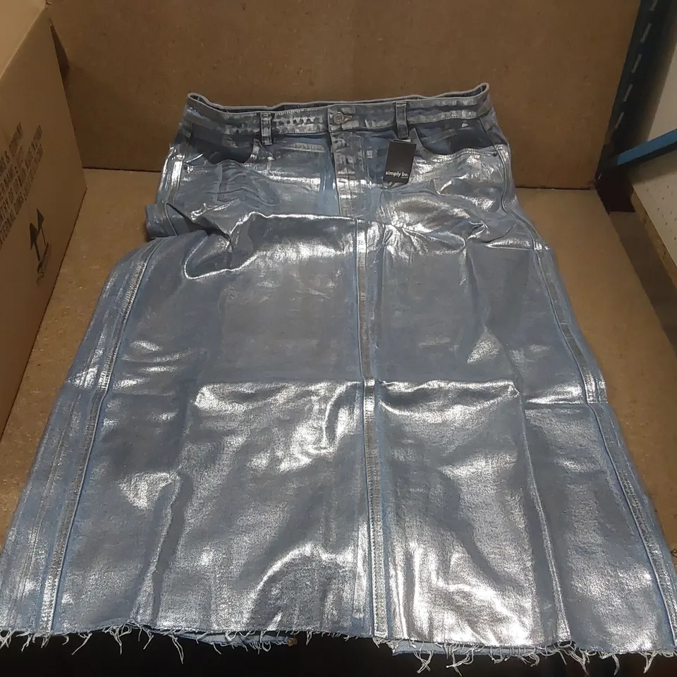 BOX CONTAINING APPROXIMATELY 12x BRAND NEW SIMPLY BE DENIM A LINE SHINY MAXI SKIRTS - SIZE 20