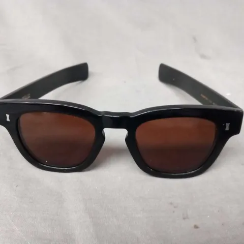 CRUIKSHANK L BLACK 49 SUNGLASSES