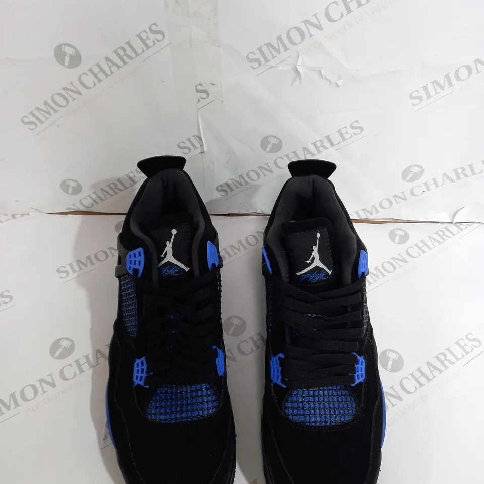 UNBOXED PAIR OF NIKE AIR JORDANS BLACK/NAVY SIZE 11