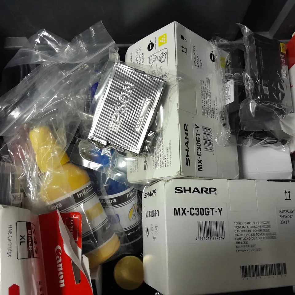 BOX OF APPROXIMATELY 15 ITEMS TO INCLUDE - THINK INKJET CARTRIDGE , EPSON TM-J7200 INK CARTRIDGE , INK CARTRIDGE HIR304XLB ETC
