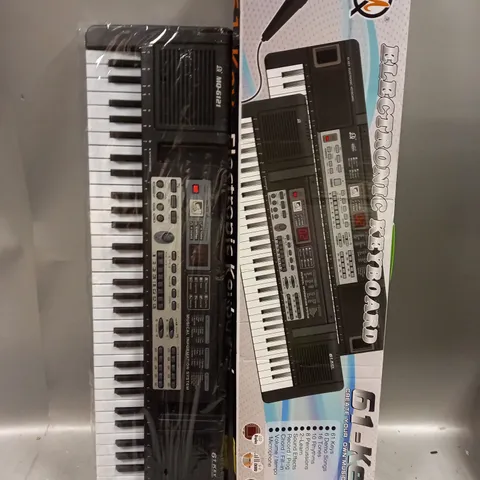 BOXED MQ 61-KEY ELECTRONIC KEYBOARD