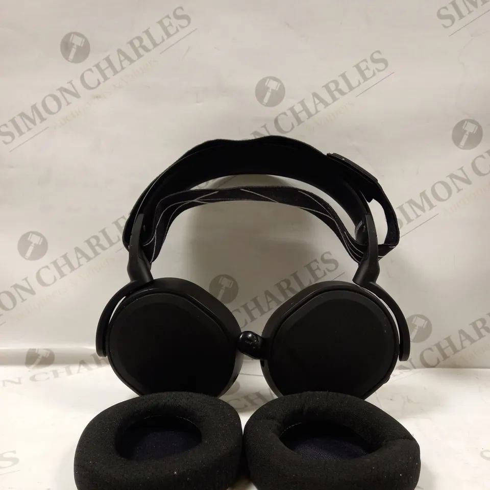 STEEL SERIES ARCTIS 9 WIRELESS GAMING HEADSET