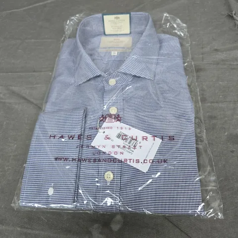 HAWES & CURTIS SHIRT IN NAVY AND WHITE SIZE 17-36