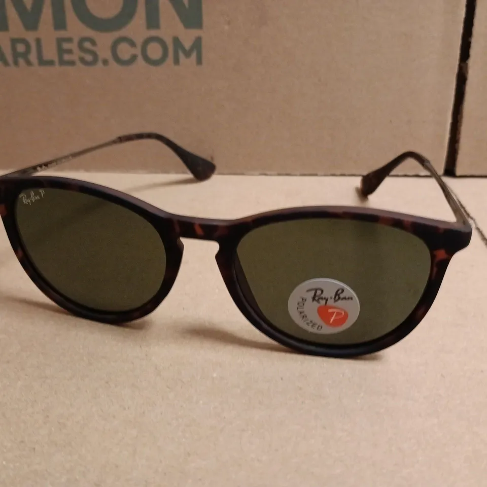 RAY-BAN SUNGLASSES - TORTOISESHELL FRAME WITH GREEN LENSES