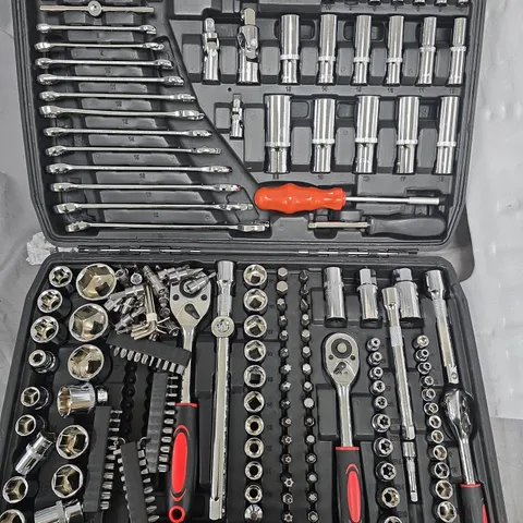 216 Socket Set in Carry Case – Assorted Metric Sockets, Extensions & Bits