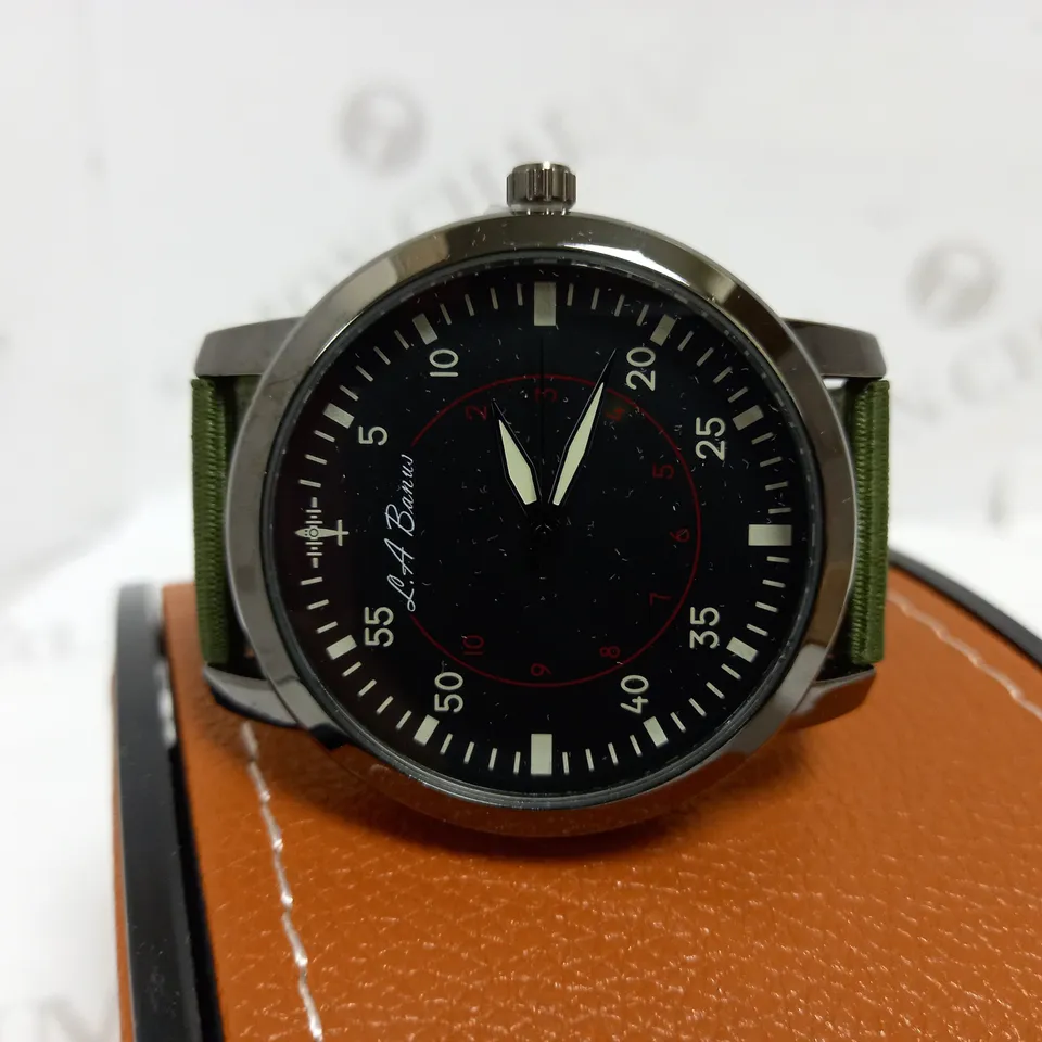 LA BANUS GREEN FABRIC STRAP WATCH