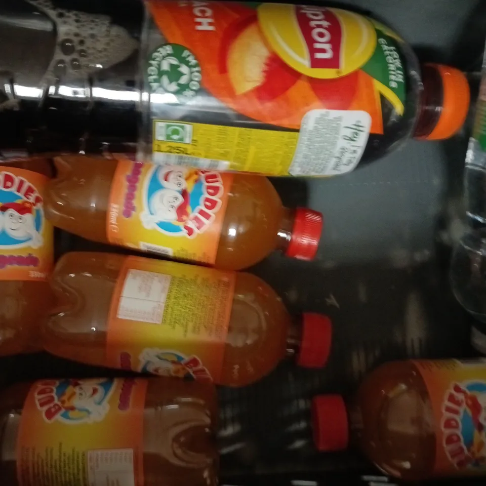 APPROXIMATELY 10 ASSORTED FOOD AND DRINK ITEMS TO INCLUDE AQUA PURA, BUDDIES, ETC
