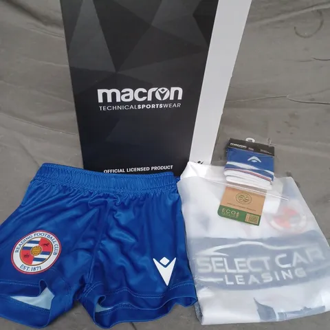 BOXED MACRON MATCHDAY BABY BOXSET WITH SOCKS - UK SIZE 6/9 MONTHS