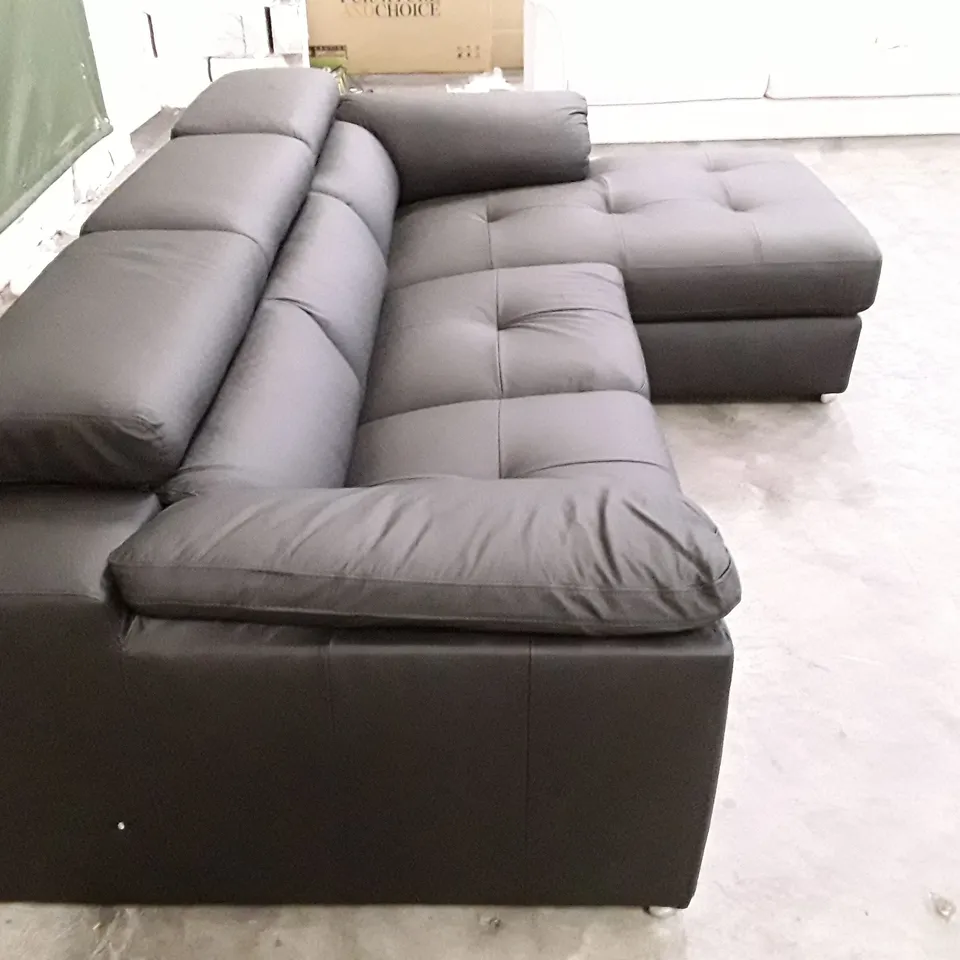 QUALITY DESIGNER BRADY 3 SEATER RH CHAISE - BLACK LEATHER