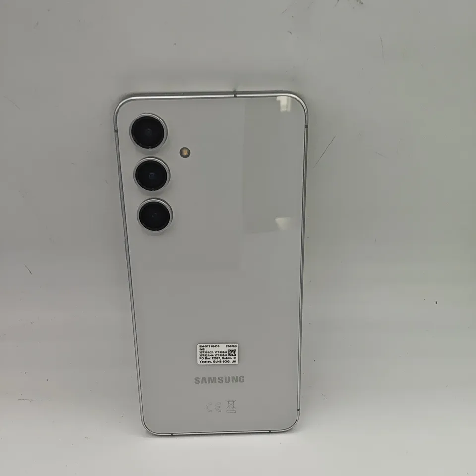 BOXED SAMSUNG GALAXY S24 FE 8/256GB IN GREY - SM-S721B