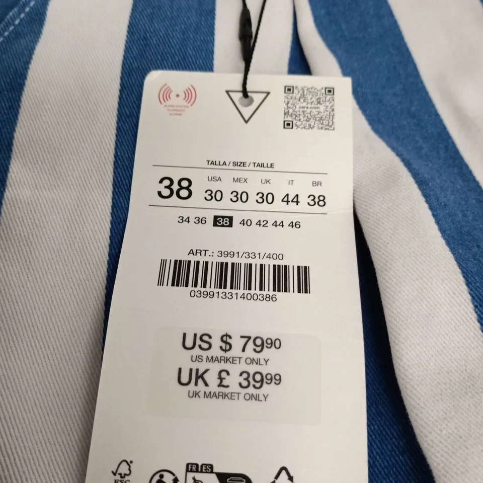 ZARA STRIPED BLUE & WHITE SHORTS – UK 30 (EU 38) – TAGGED