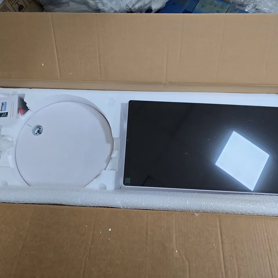 SMART MOBILE SMART SCREEN TABLET-STYLE DISPLAY PANEL WITH STAND – WHITE