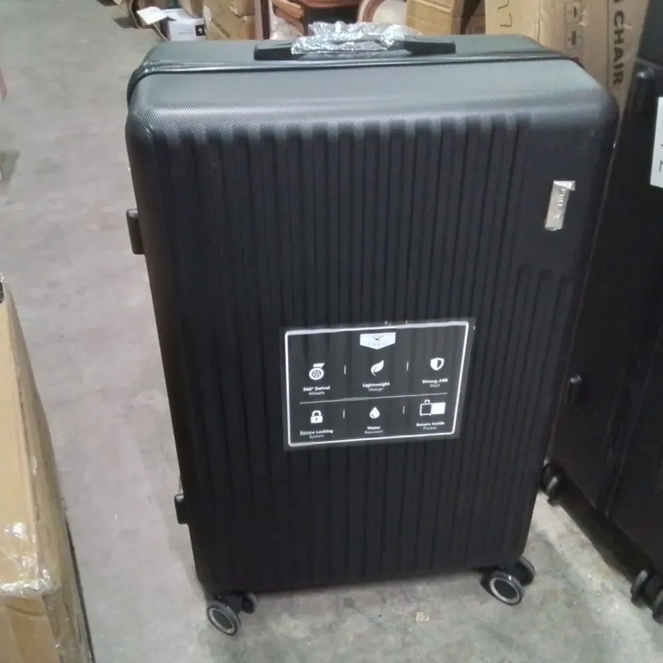 MEDIUM SUITCASE BLACK 