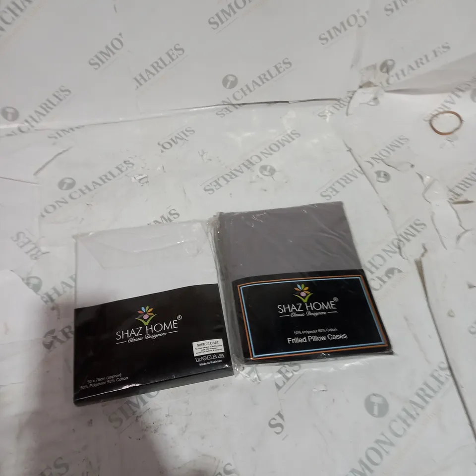BOX OF ASSORTED HOUSEHOLD ITEMS TO INCLUDE GLASSES, WALL PAPER, HANDBAGS ETC 