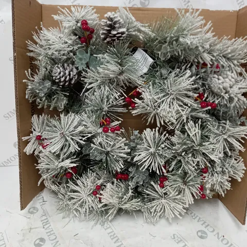 BOXED BAVARIAN LIT WREATH