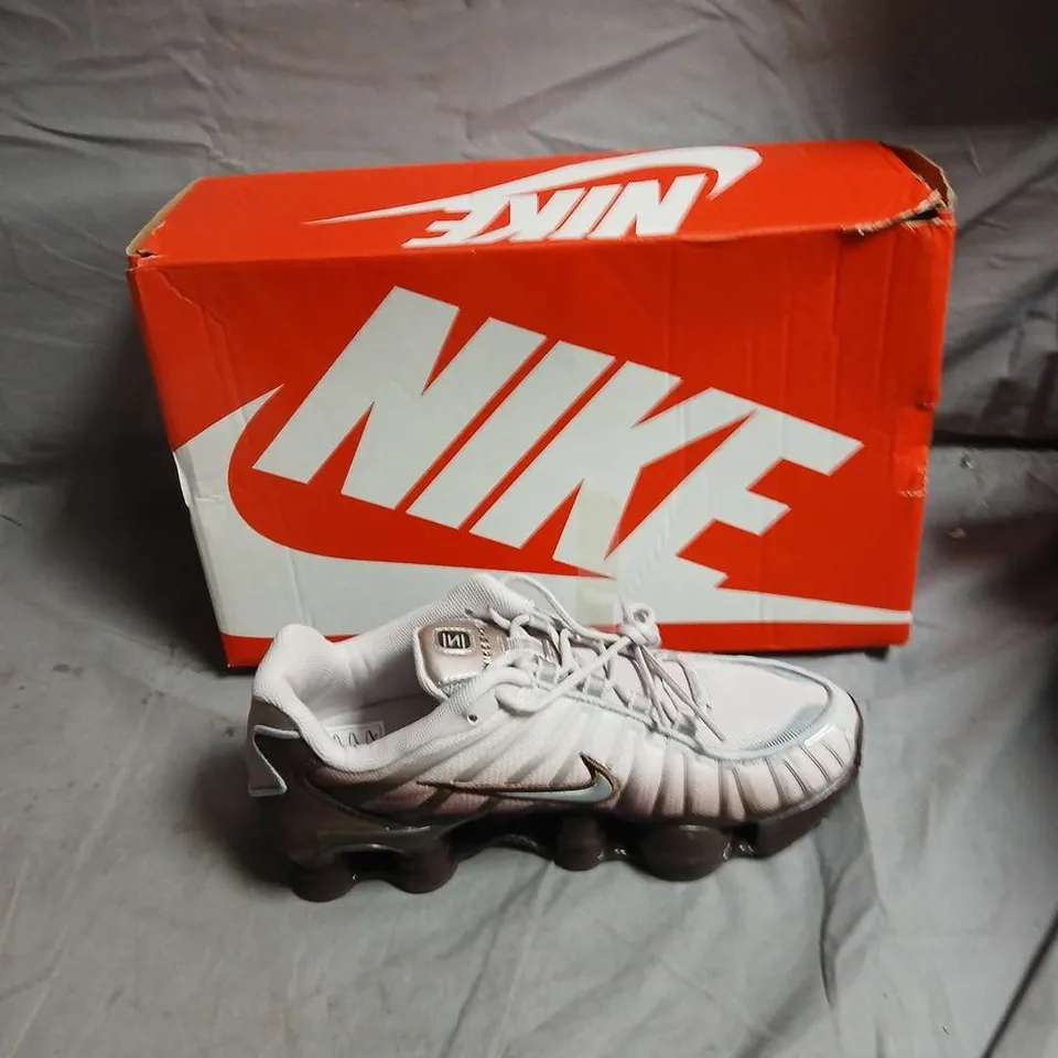 NIKE SHOX TRAINERS – SIZE UK 4