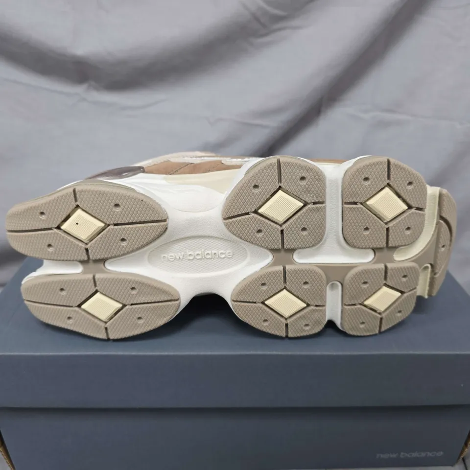 BOXED PAIR OF NEW BALANCE LIFESTYLE 9060 TRAINERS IN BEIGE - UK 4