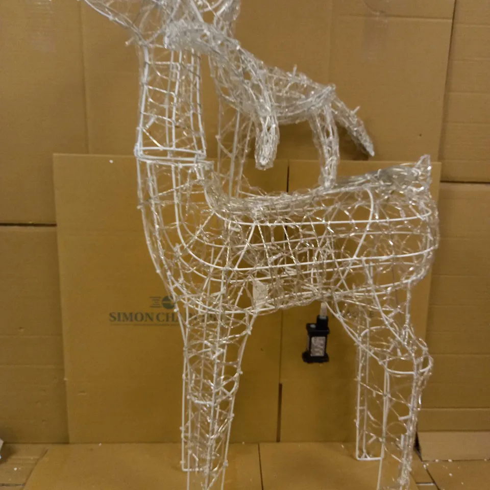 FESTIVE INDOOR/OUTDOOR PRE LIT REINDEER 