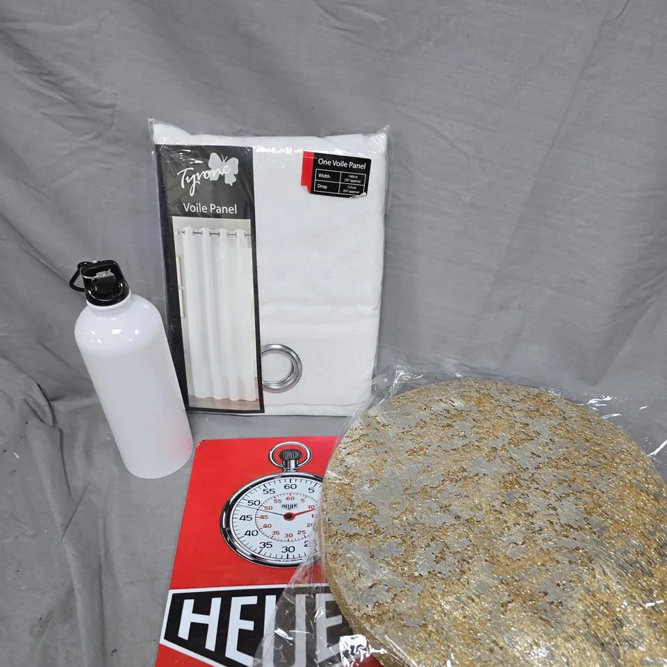 APPROXIMATELY 20 ASSORTED HOUSEHOLD PRODUCTS TO INCLUDE DRINK BOTTLE, CURTAINS, HOME DECOR ETC 